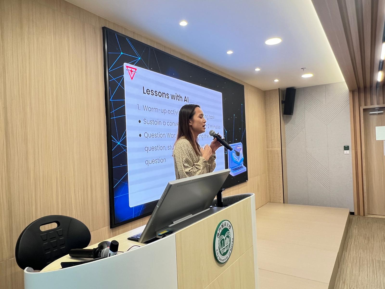 1766398990558703.jpg 1764998006963324.jpg