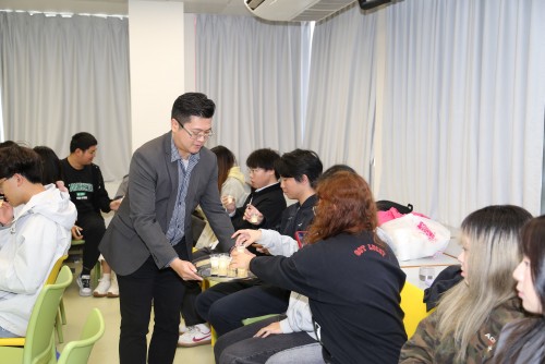 ITTC collaborated with FITM to host a 'Wine Tasting' workshop